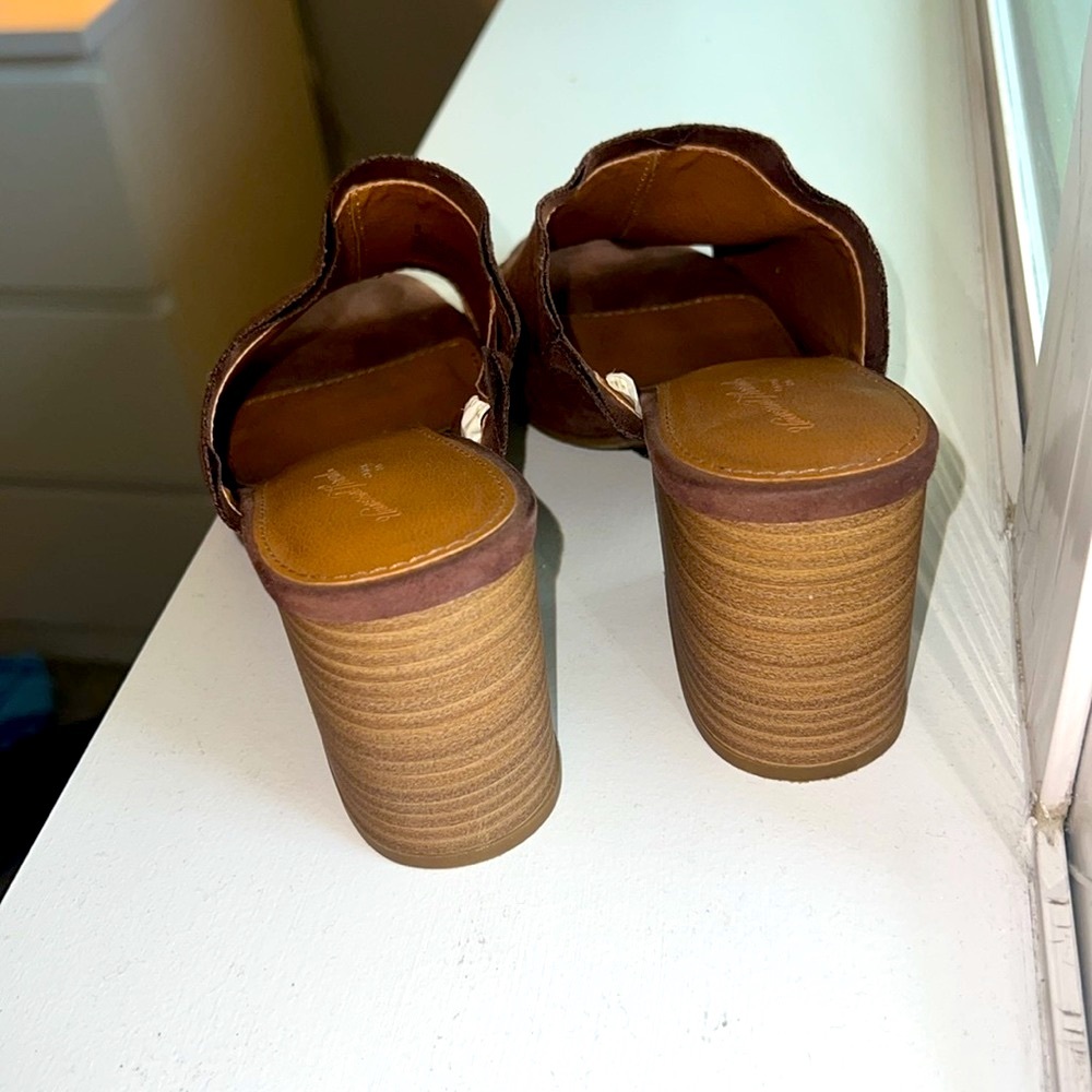 Universal Thread Open Toed Mules W/ Heel Size 8 E… - image 3